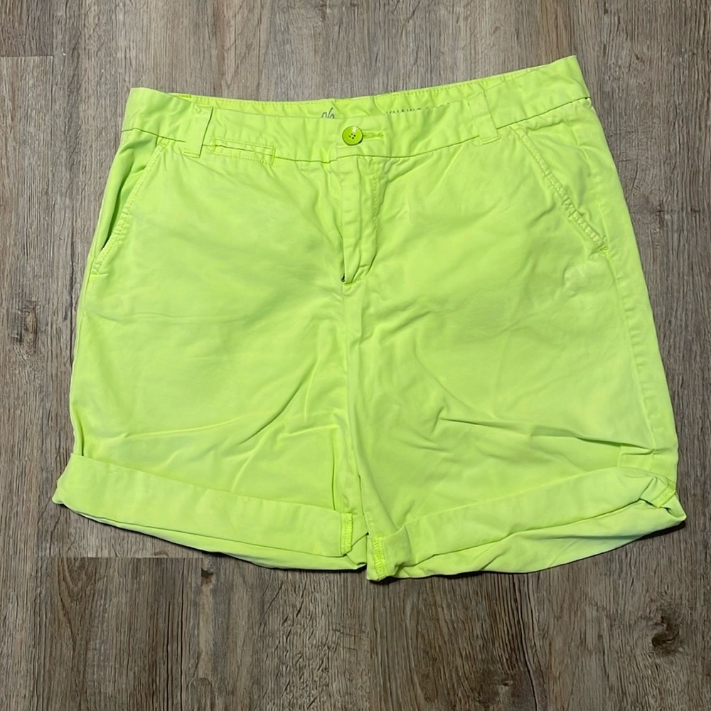 Gap Khaki Boyfriend RollUp Short Sz 6